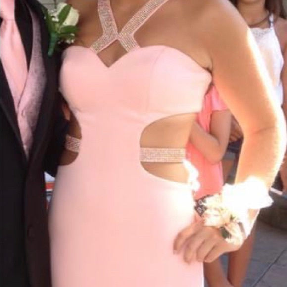 Faviana Blush Pink Gown - Picture 5 of 5